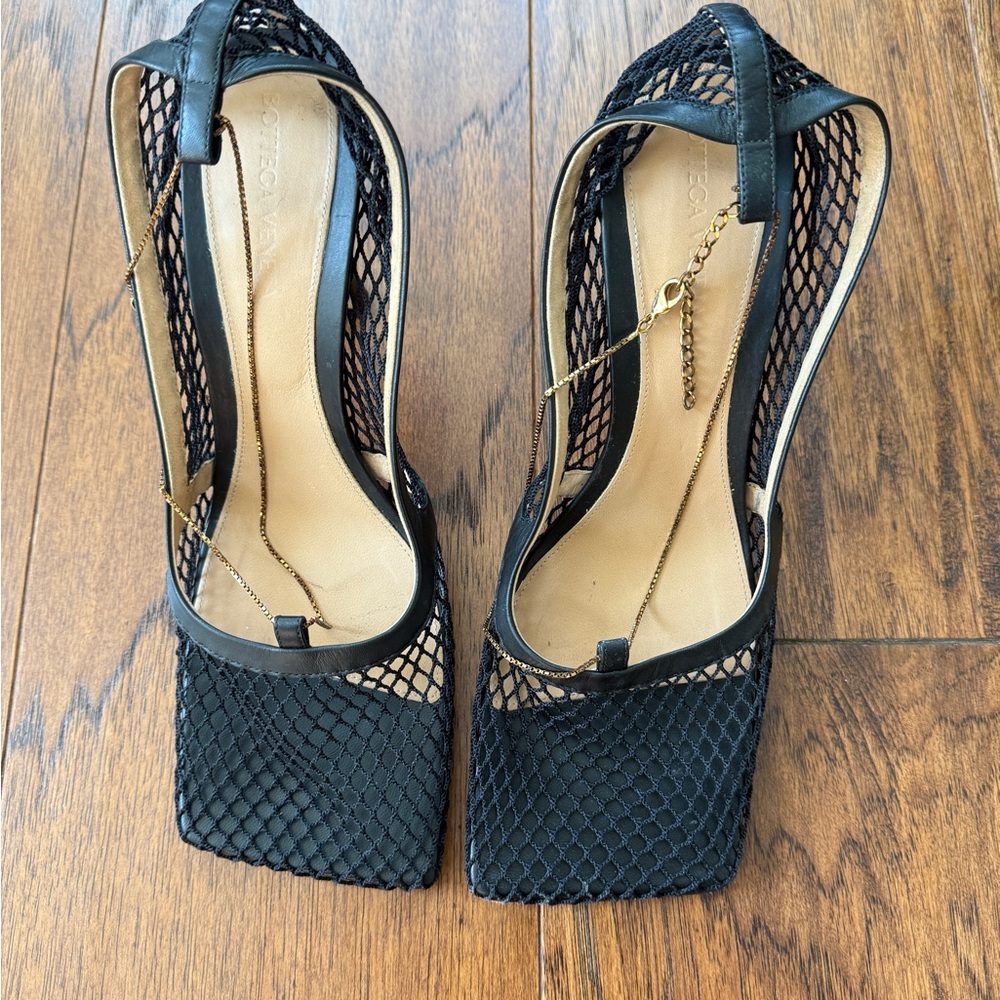 Bottega Veneta Stretch Pump